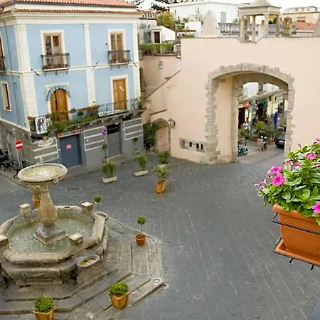 La Piazzetta 4*