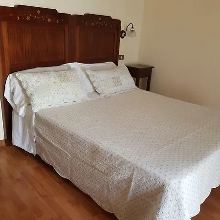Bed & Breakfast La Piazzetta Paola