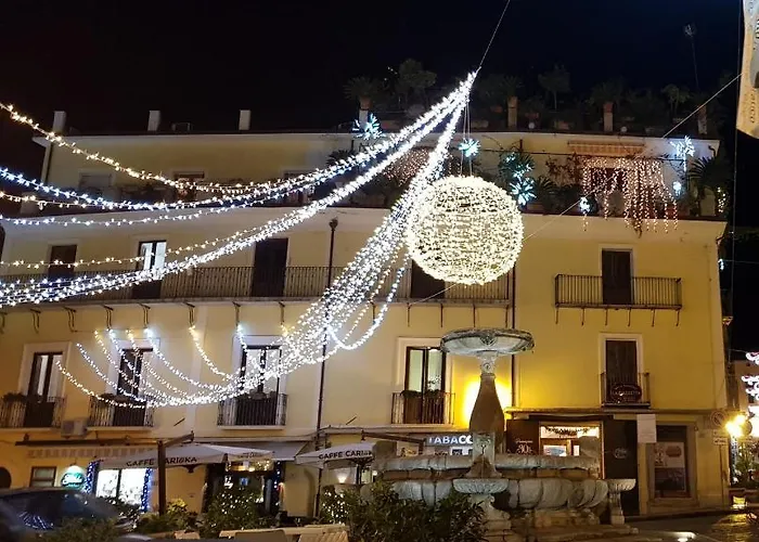 住宿加早餐酒店 小广场住宿加早餐旅馆