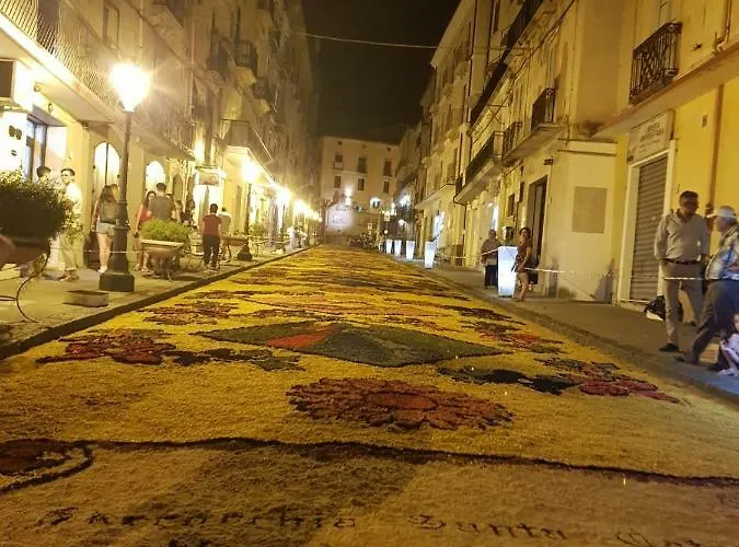 La Piazzetta 4* Paola